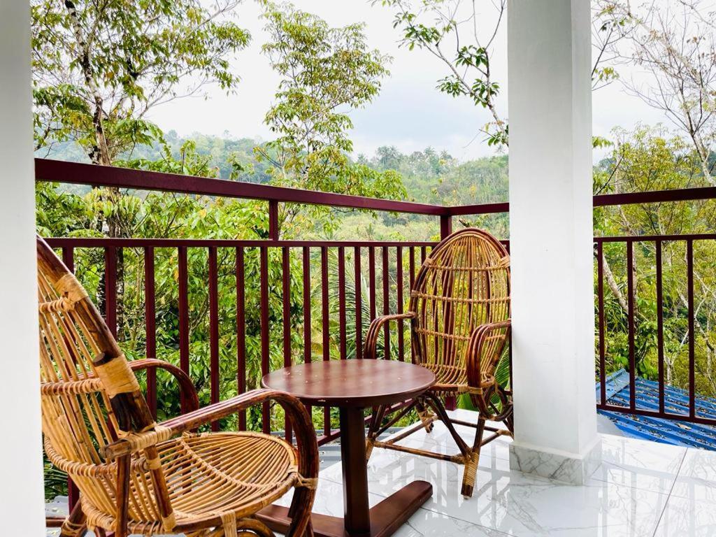 Winterhome Homestay Munnar Buitenkant foto